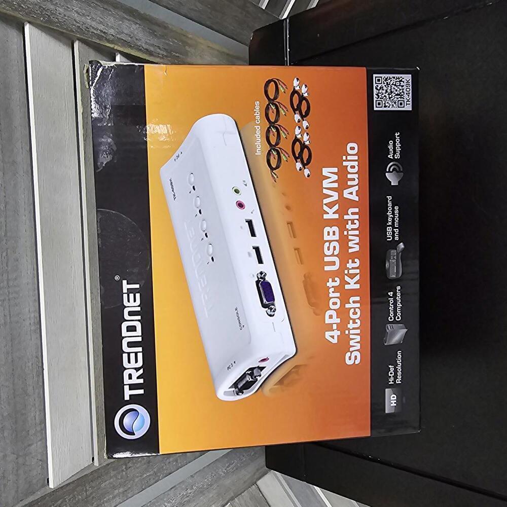 4-Port USB KVM Switch Kit with Audio | TRENDnet